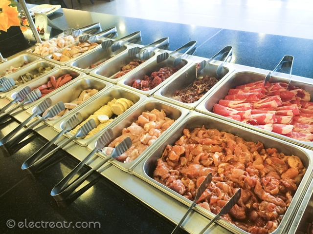 Ekonometrika Restoran "All-You-Can-Eat"