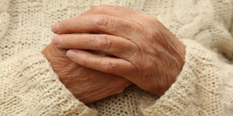 Sajak Seorang Tua Sajak Seorang Tua