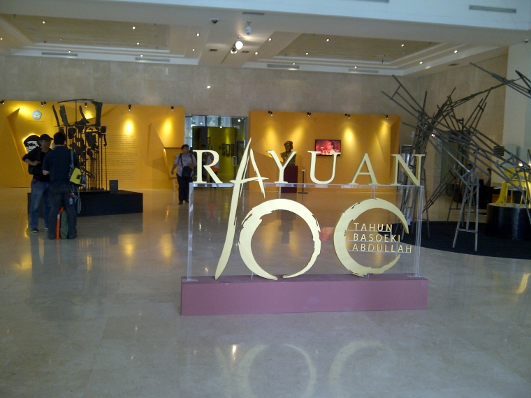 100Th Rayuan Basoeki Abdullah Memahat Keabadian