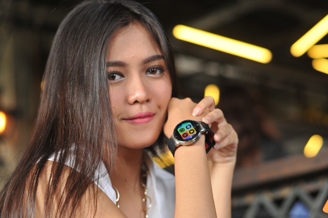 Saat Gawai Ajaib Bernama "Alcatel One Touch Watch" Hadir untuk Anda Saat Gawai Ajaib Bernama "Alcatel One Touch Watch" Hadir untuk Anda