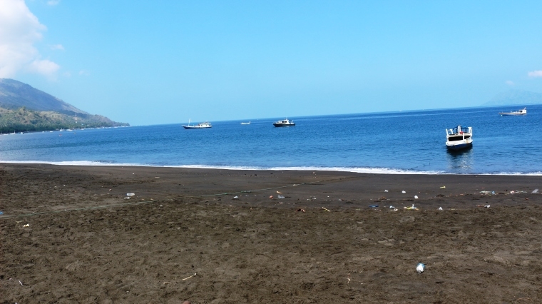 Pantai Raja, Ende. Aroma Soekarno Pantai Raja, Ende. Aroma Soekarno