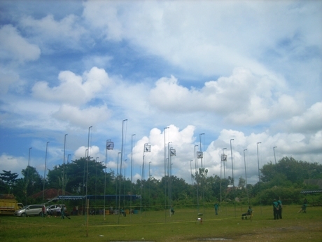 Lomba Ayam Bekisar "Prabowo Subianto Cup 2013" Lomba Ayam Bekisar "Prabowo Subianto Cup 2013"