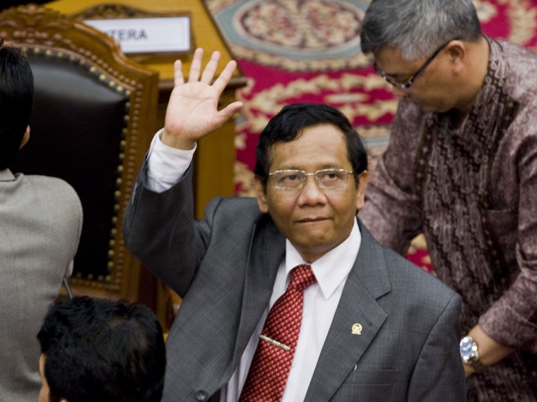 Taktik Cantik Politik ala Jokowi-Ahok dan Mahfudh MD Taktik Cantik Politik ala Jokowi-Ahok dan Mahfudh MD