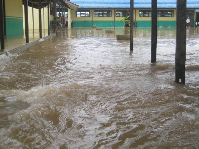 HSS Dilanda Banjir HSS Dilanda Banjir