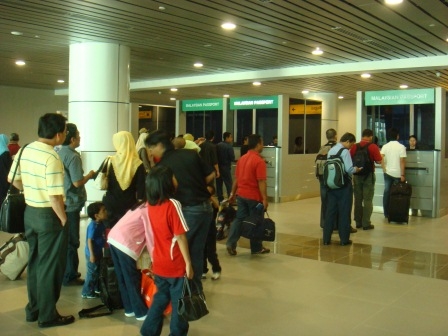 Persamaan Orang Sulu dan WNI di Sabah Malaysia Persamaan Orang Sulu dan WNI di Sabah Malaysia