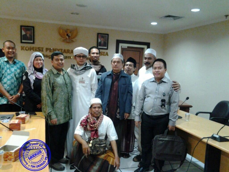 Pihak Khazanah Trans 7 Mengakui Kesalahan dan Meminta Ma'af Kepada Umat Islam Indonesia Pihak Khazanah Trans 7 Mengakui Kesalahan dan Meminta Ma'af Kepada Umat Islam Indonesia