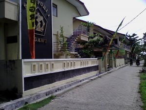 Kepala Sekolah SMK Swasta di Ngawi Mengancam Warga Desa Kepala Sekolah SMK Swasta di Ngawi Mengancam Warga Desa