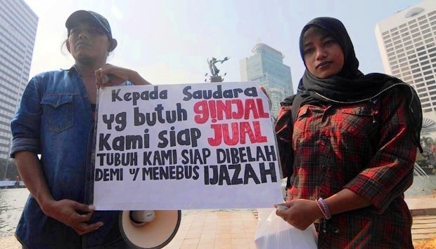Ijazah, Jual Ginjal, dan Vidio Kekerasan Ijazah, Jual Ginjal, dan Vidio Kekerasan