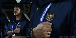 La Nyala M, Komitmen Paradigma Baru, Pertahankan Indra Syafri Pelatih TimNas U19. La Nyala M, Komitmen Paradigma Baru, Pertahankan Indra Syafri Pelatih TimNas U19.