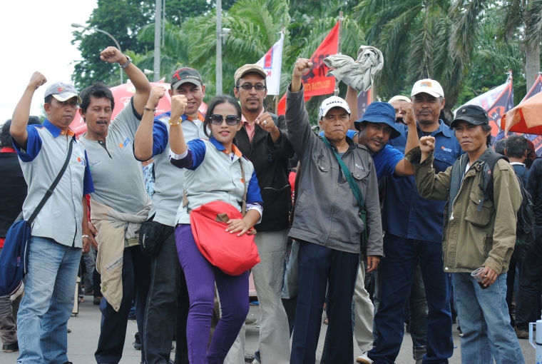 Tolak RUU Ormas dan RUU Kamnas Tolak RUU Ormas dan RUU Kamnas