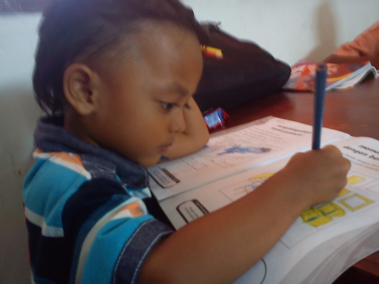Mencerdaskan Anak Mencerdaskan Anak
