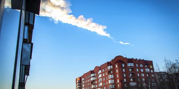 Meteor Jatuh di Rusia, dan Kiamat Dunia Meteor Jatuh di Rusia, dan Kiamat Dunia