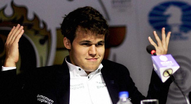 GM Magnus Carlsen Juara Dunia Catur 2013 GM Magnus Carlsen Juara Dunia Catur 2013