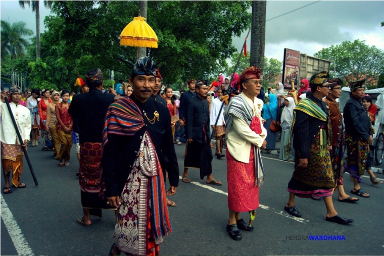 "Sasak Day": Membaca Lombok dan Persatuan dari Yogyakarta "Sasak Day": Membaca Lombok dan Persatuan dari Yogyakarta