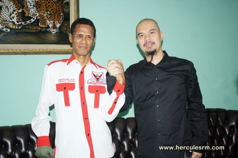 Penangkapan Hercules "DiKondisikan" Penangkapan Hercules "DiKondisikan"