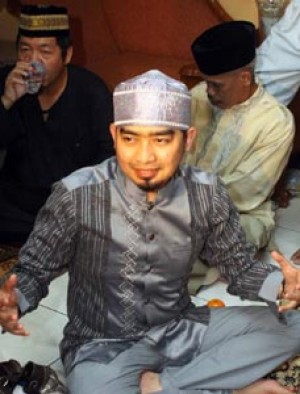 Sisi Lain Ustad Solmed Sisi Lain Ustad Solmed