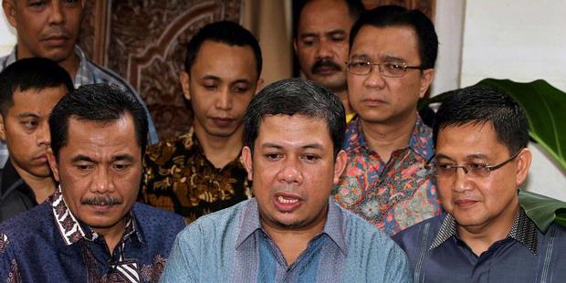 Fahri Hamzah: Sang Dinamit yang “Meledakkan” PKS Fahri Hamzah: Sang Dinamit yang “Meledakkan” PKS