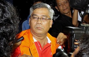 “Pengacara Koruptor adalah Koruptor”; Pantaskah Akil Mukhtar Dibela? “Pengacara Koruptor adalah Koruptor”; Pantaskah Akil Mukhtar Dibela?