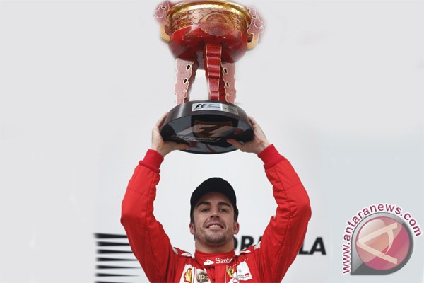 Alonso Podium 1 GP Formula1 Spanyol 2013 Alonso Podium 1 GP Formula1 Spanyol 2013