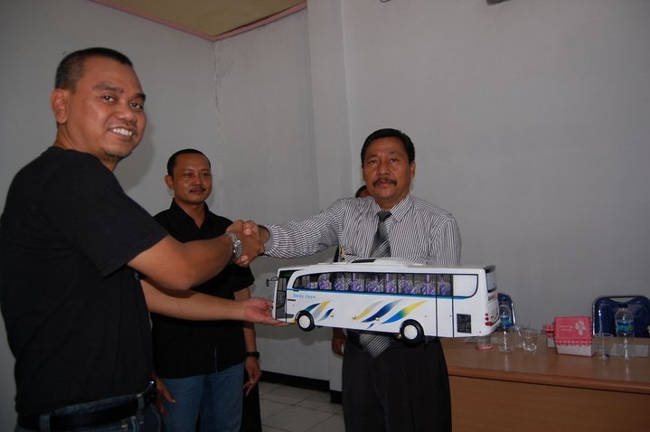 5 Jurus Ampuh Mengambil Hati Mertua Galak, Judes, Jutek 5 Jurus Ampuh Mengambil Hati Mertua Galak, Judes, Jutek