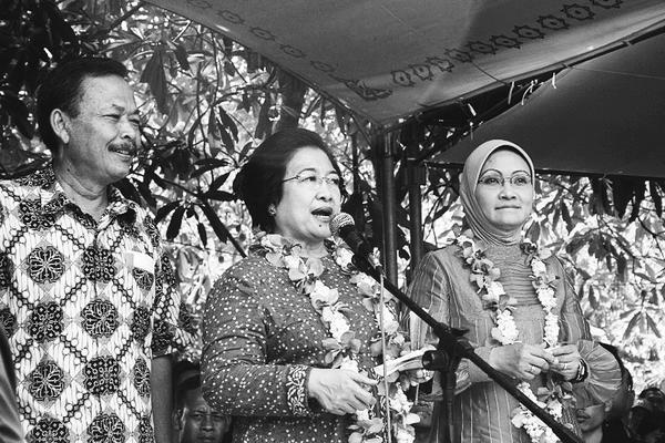 Rustriningsih Mulai Berani Melawan Megawati Rustriningsih Mulai Berani Melawan Megawati