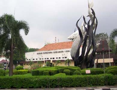 Taman Remaja Surabaya Yang Terlupakan Taman Remaja Surabaya Yang Terlupakan