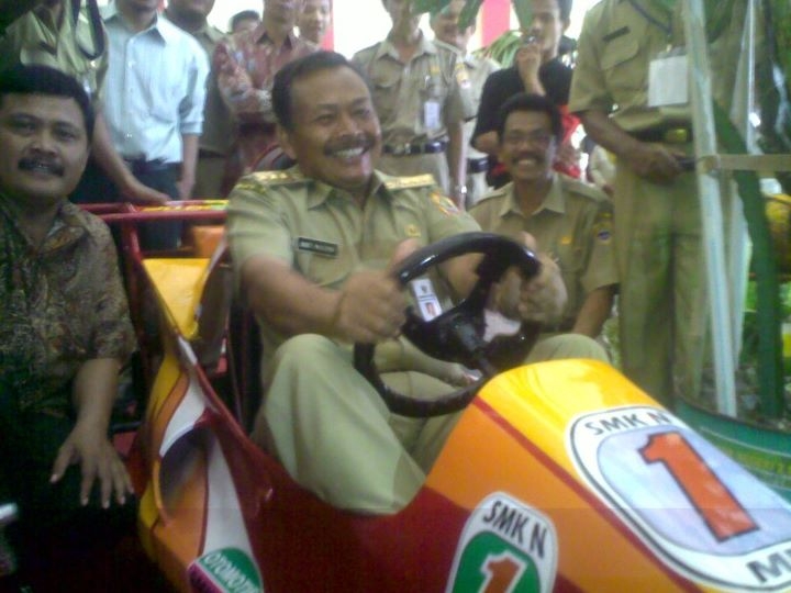 Mobil F1 ala SMKN 1 Miri Sragen Jateng Mobil F1 ala SMKN 1 Miri Sragen Jateng