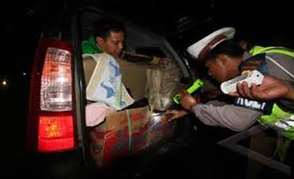 Fungsi Identifikasi Cek Fisik dalam Pembuktian Tindak Pidana Pencurian Kendaraan Bermotor Fungsi Identifikasi Cek Fisik dalam Pembuktian Tindak Pidana Pencurian Kendaraan Bermotor