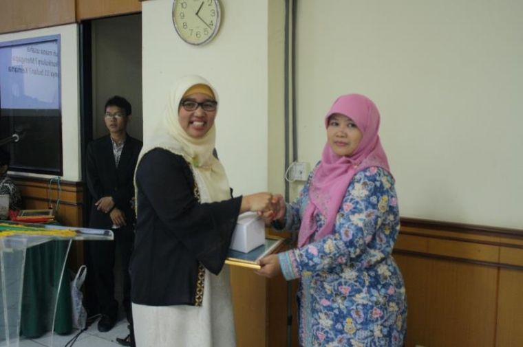 Sejumlah Masalah Dalam Kurikulum 2013 Sejumlah Masalah Dalam Kurikulum 2013