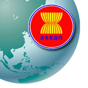 Hubungan Bilateral dan Multilateral Pemerintah Indonesia dengan Negara-negara di ASEAN Hubungan Bilateral dan Multilateral Pemerintah Indonesia dengan Negara-negara di ASEAN