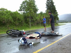 Waspada! Maut Mengintai di Lintas Sumatera Waspada! Maut Mengintai di Lintas Sumatera
