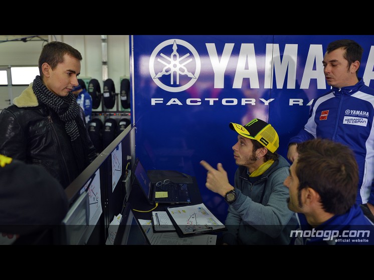 Daftar Pembalap Resmi MotoGP 2013 Daftar Pembalap Resmi MotoGP 2013
