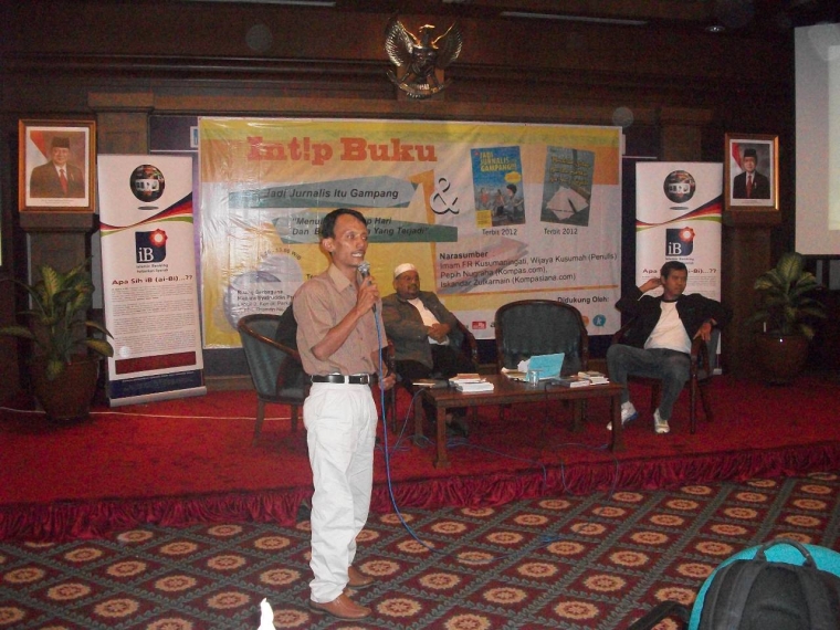 Mengapa Guru Harus Melakukan PTK? Mengapa Guru Harus Melakukan PTK?