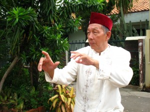 Babe Nunung, Si "Tangan Setan" dari Rawabelong Babe Nunung, Si "Tangan Setan" dari Rawabelong