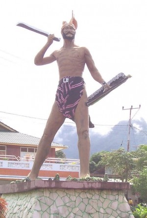 Mari Longa, Pahlawan "Nasional" yang Terlupakan Mari Longa, Pahlawan "Nasional" yang Terlupakan
