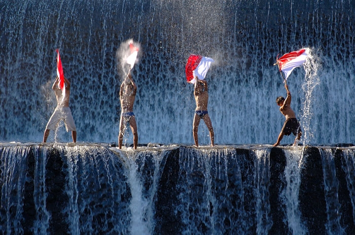 Ini Pantun, Pantun yang Paling Indonesia Ini Pantun, Pantun yang Paling Indonesia
