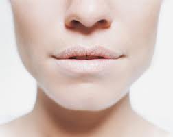 Inilah Cara Agar Bibir Terlihat Lebih Segar Inilah Cara Agar Bibir Terlihat Lebih Segar