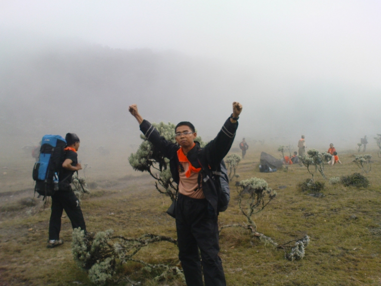 Puncak Gunung Gede Pangrango Puncak Gunung Gede Pangrango