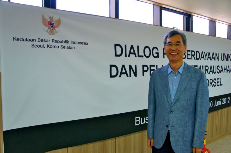 Profesor Kim dan Visi Indonesian Wave Profesor Kim dan Visi Indonesian Wave