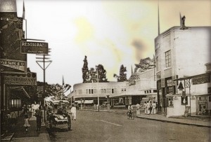 Sejarah Kota dan Kabupaten Sukabumi hingga 1942: Kisah Kopi, Wisata dan Gerakan Politik Islam Sejarah Kota dan Kabupaten Sukabumi hingga 1942: Kisah Kopi, Wisata dan Gerakan Politik Islam