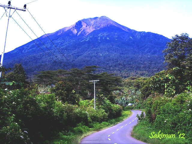 Gunung Kerinci dari Berbagai Sisi Gunung Kerinci dari Berbagai Sisi