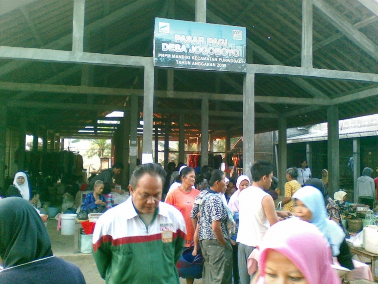 Pasar Pagi Congot, Belanja Asyiik Murah Meriah.. Pasar Pagi Congot, Belanja Asyiik Murah Meriah..