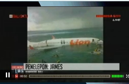 Lion Air Landing di Laut Lion Air Landing di Laut