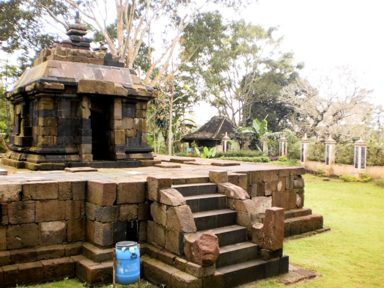 Menjelajah Candi Klero, Tengaran, Semarang Menjelajah Candi Klero, Tengaran, Semarang
