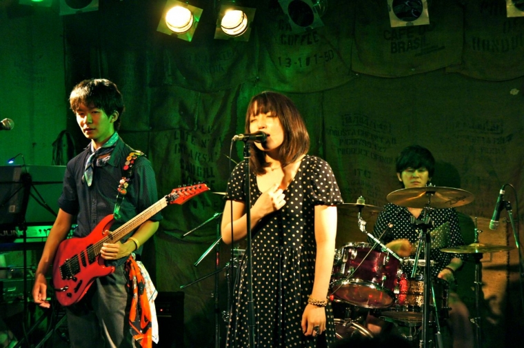 Geliat Musik Bawah Tanah Jepang Geliat Musik Bawah Tanah Jepang