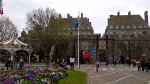 Saint Malo: Kota Para Bajak Laut Resmi Kerajaan Perancis Saint Malo: Kota Para Bajak Laut Resmi Kerajaan Perancis