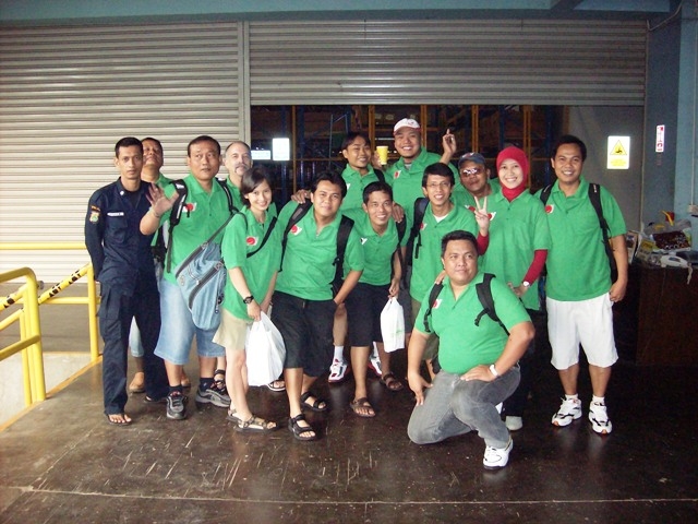 Menikmati Arung Jeram Arus Liar Sungai Citarik Menikmati Arung Jeram Arus Liar Sungai Citarik