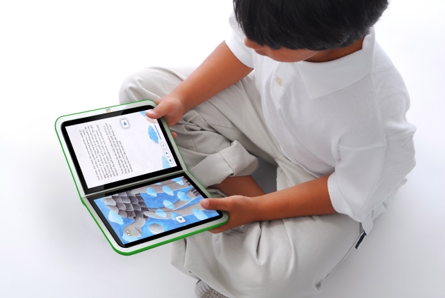 Trend e-book: Mampukah 100% Menggantikan Buku Cetak? Trend e-book: Mampukah 100% Menggantikan Buku Cetak?
