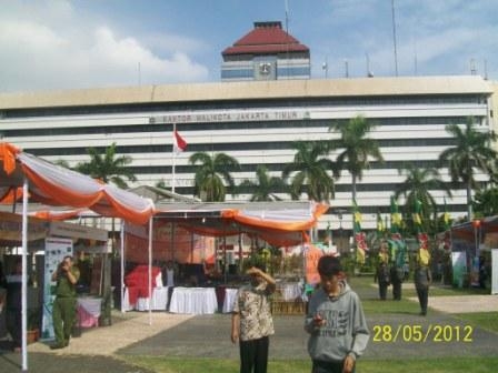Lowongan Kerja dan Festival di Sentra Timur Fair 2012, Kantor Walikota Jakarta Timur Lowongan Kerja dan Festival di Sentra Timur Fair 2012, Kantor Walikota Jakarta Timur