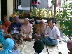 Mahasiswa, Sudahkah Berbuat untuk Lingkunganmu? Mahasiswa, Sudahkah Berbuat untuk Lingkunganmu?